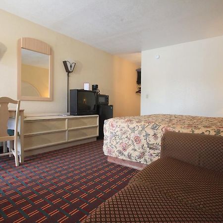 Regency Inn Pigeon Forge Δωμάτιο φωτογραφία