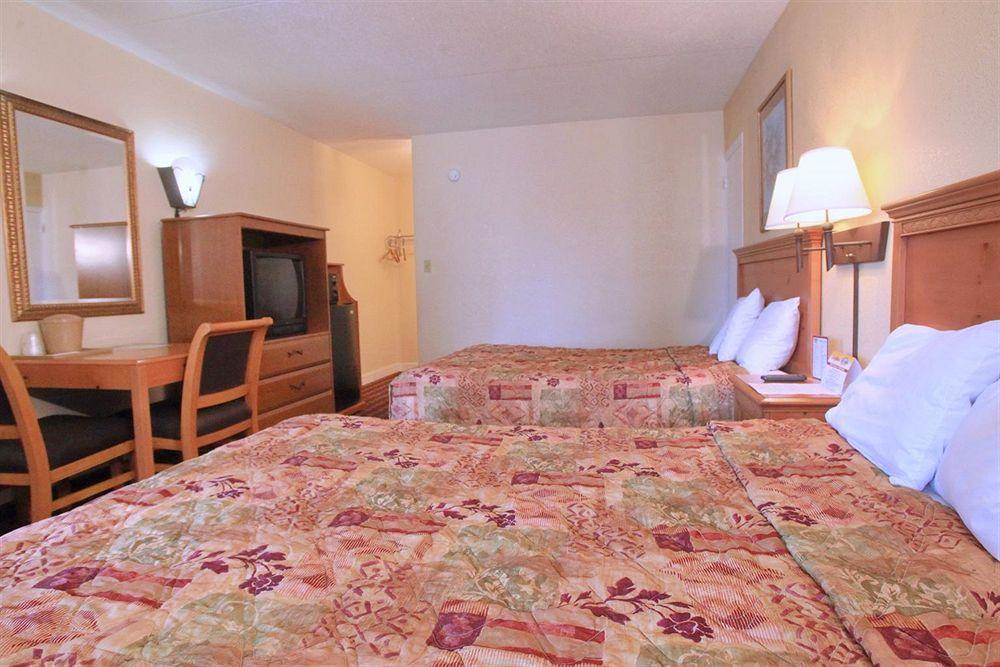 Regency Inn Pigeon Forge Εξωτερικό φωτογραφία