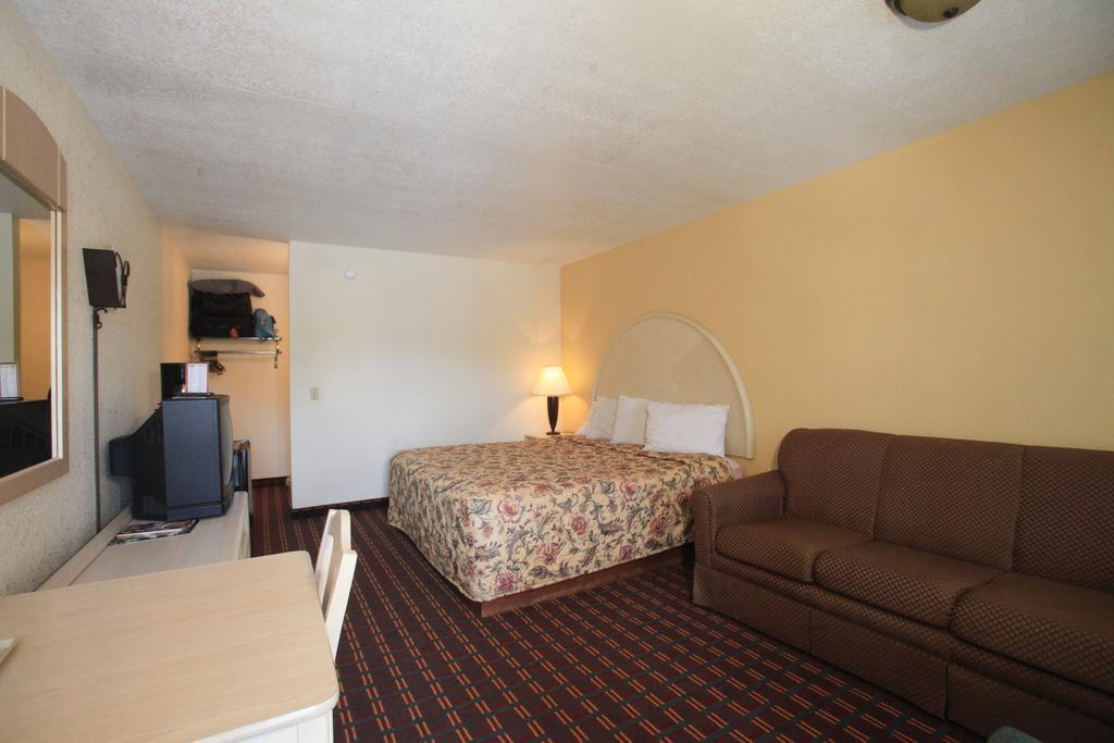 Regency Inn Pigeon Forge Δωμάτιο φωτογραφία