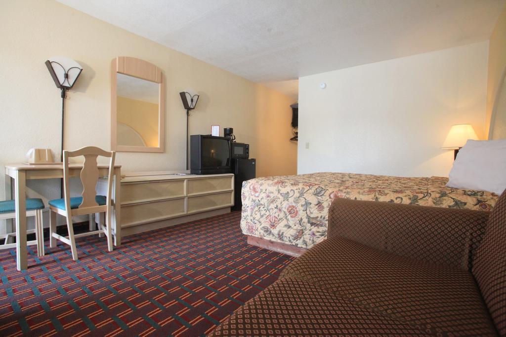 Regency Inn Pigeon Forge Δωμάτιο φωτογραφία