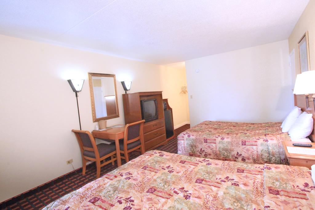 Regency Inn Pigeon Forge Δωμάτιο φωτογραφία